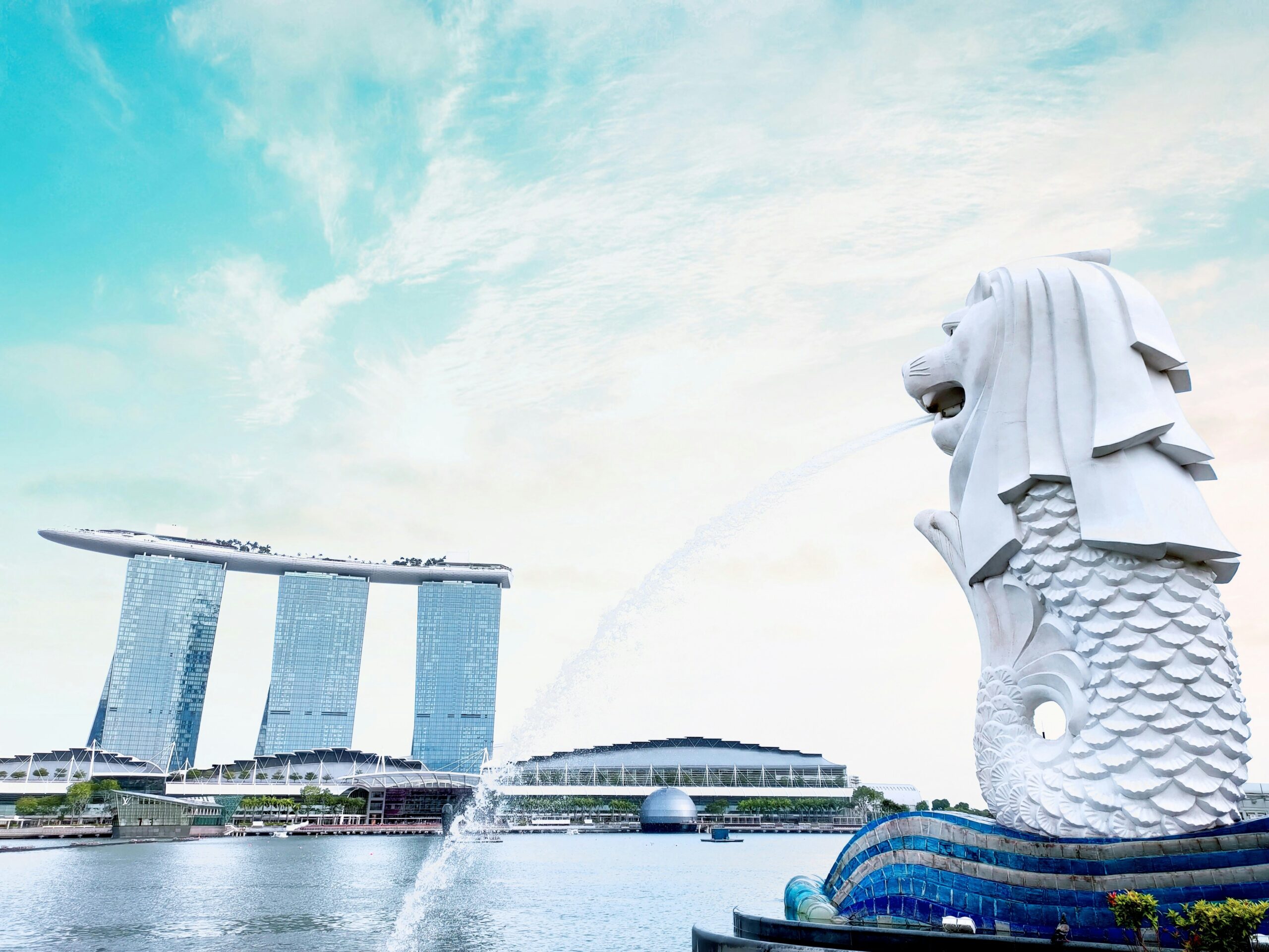 Read more about the article “10 Days in Singapore: A Complete Travel Guide to the Lion City”